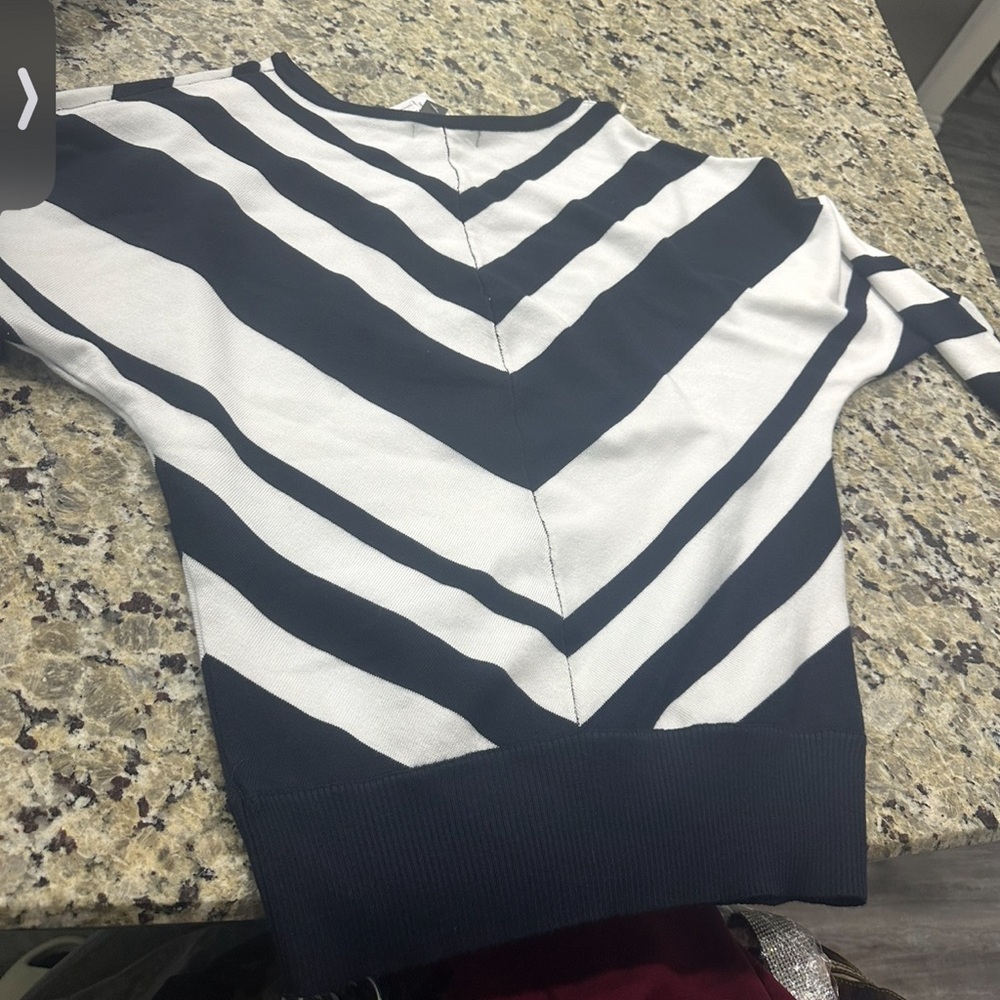 Woman Sweater Navy & White Size Small